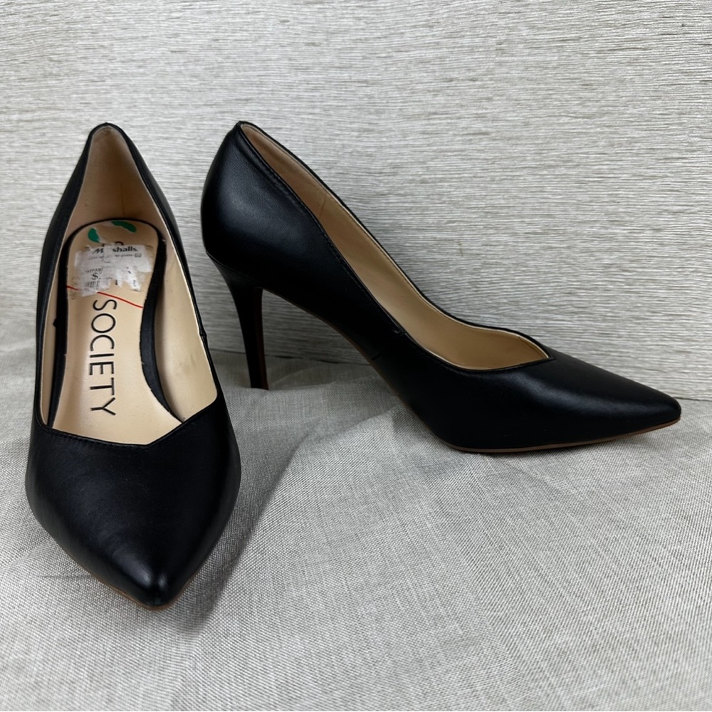 Sole Society Ladies Pumps / Heels Size 8M